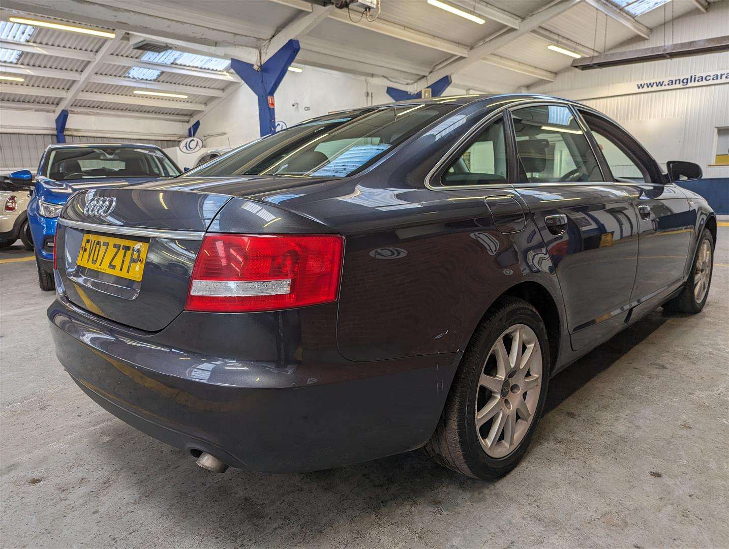 <p>2007 AUDI A6 SE TDI</p>