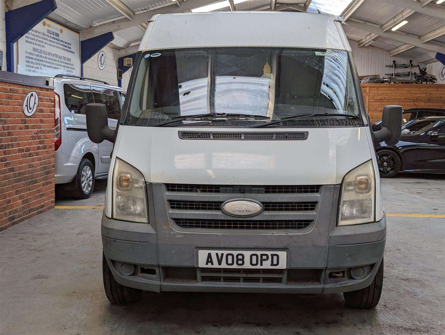 <p>2008 FORD TRANSIT 115 T350L RWD</p>