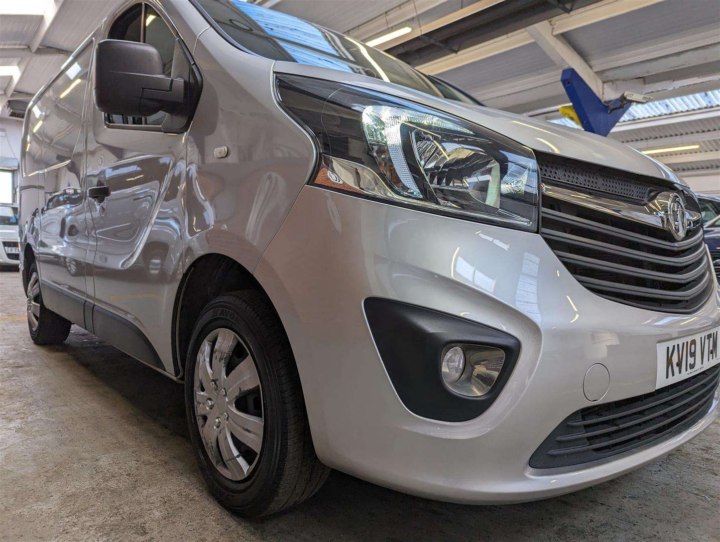 <p>2019 VAUXHALL VIVARO 2700 SPORTIVE CDTI</p>