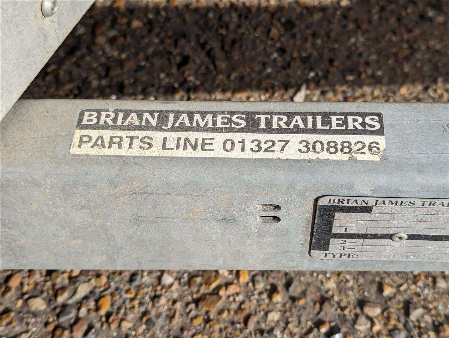 <p>BRIAN JAMES RACE TRAILER</p>