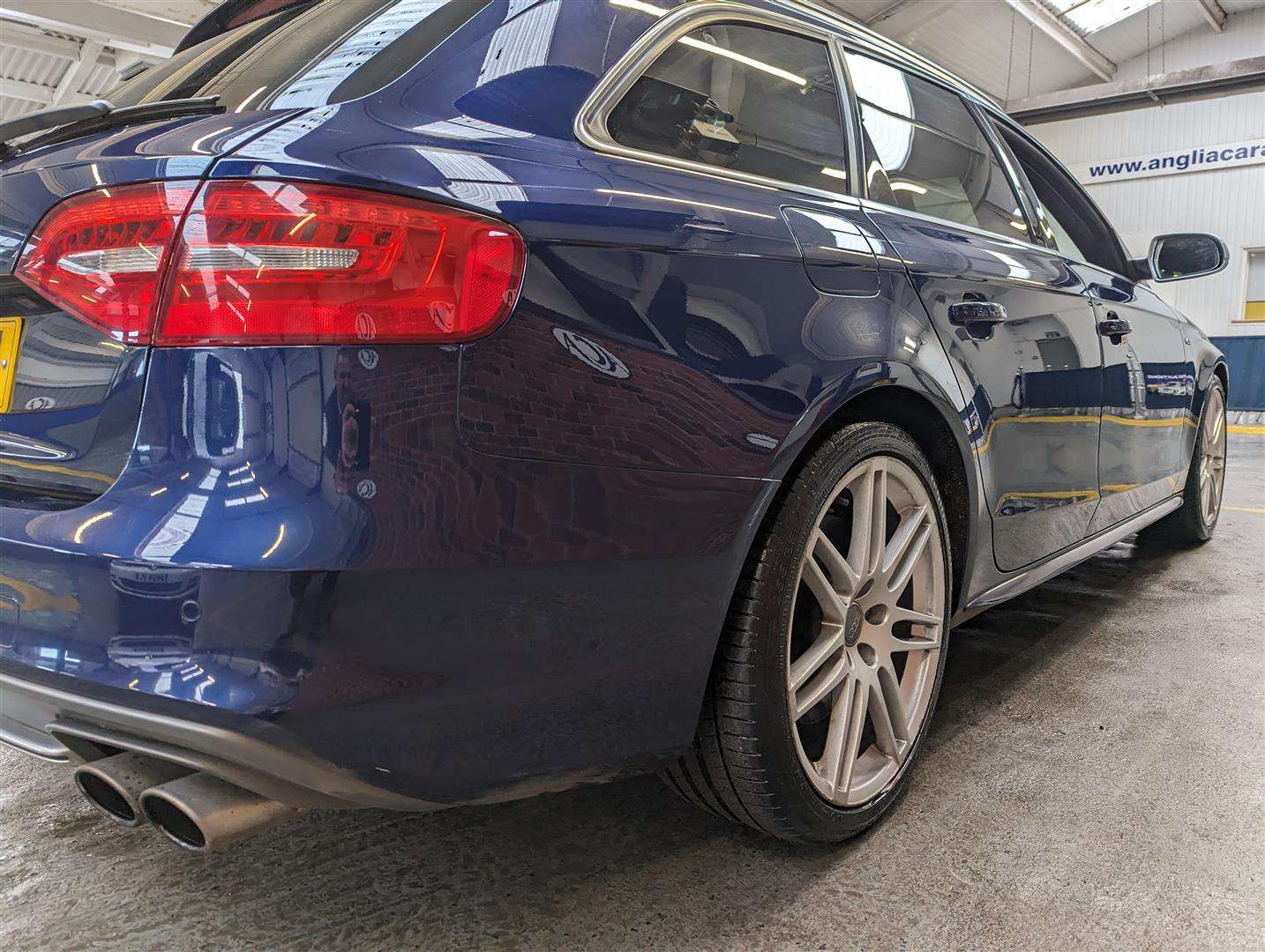 <p>2013 AUDI S4 TFSI QUATTRO AUTO</p>