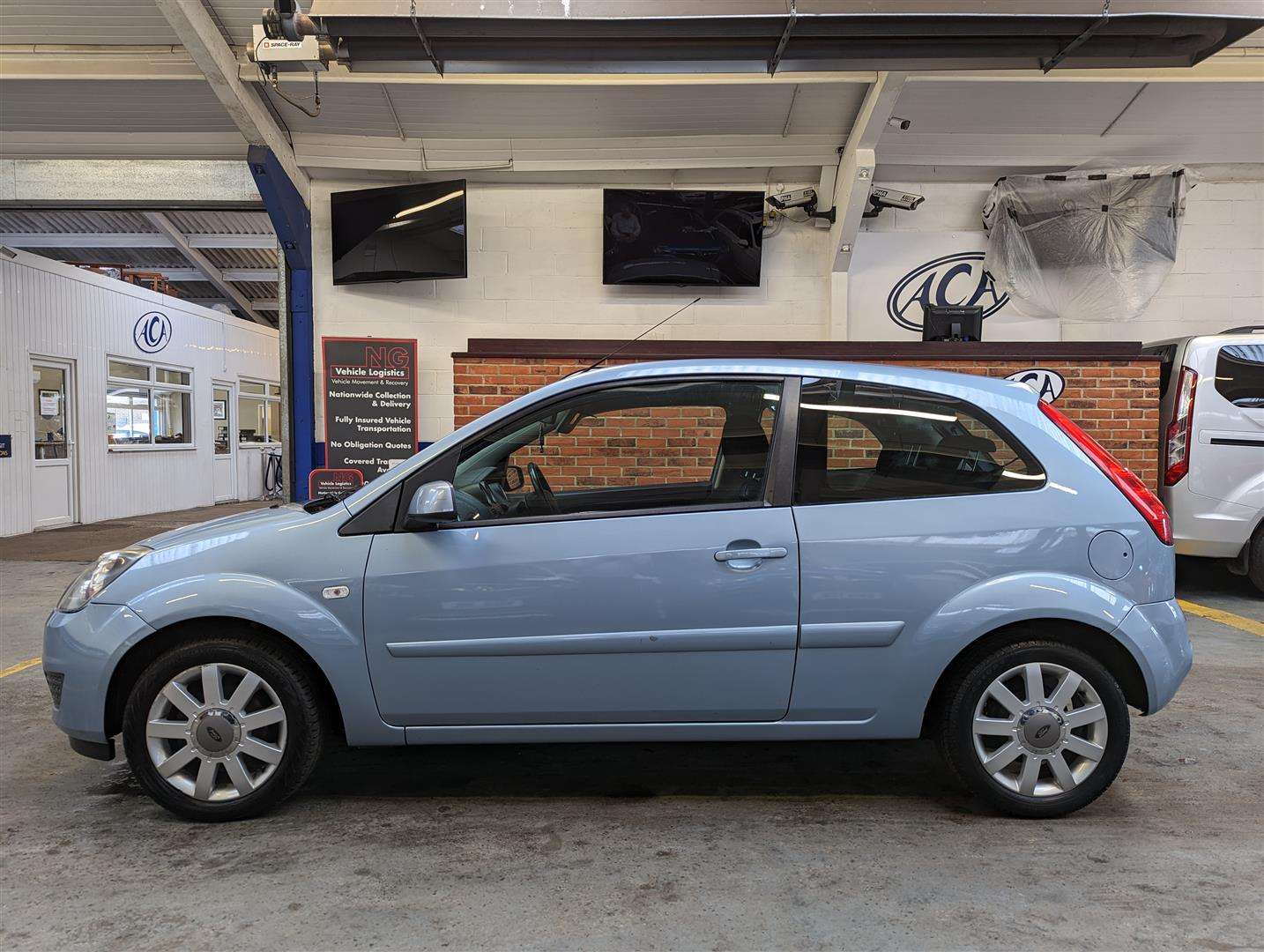 <p>2007 FORD FIESTA SILVER</p>