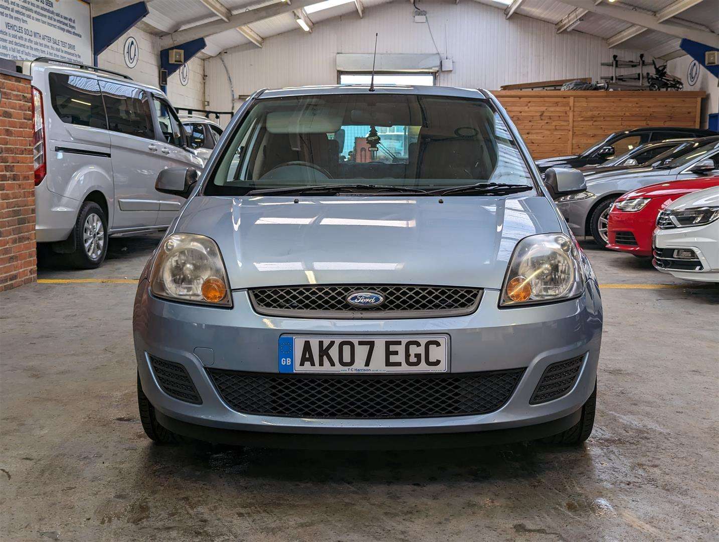 <p>2007 FORD FIESTA SILVER</p>