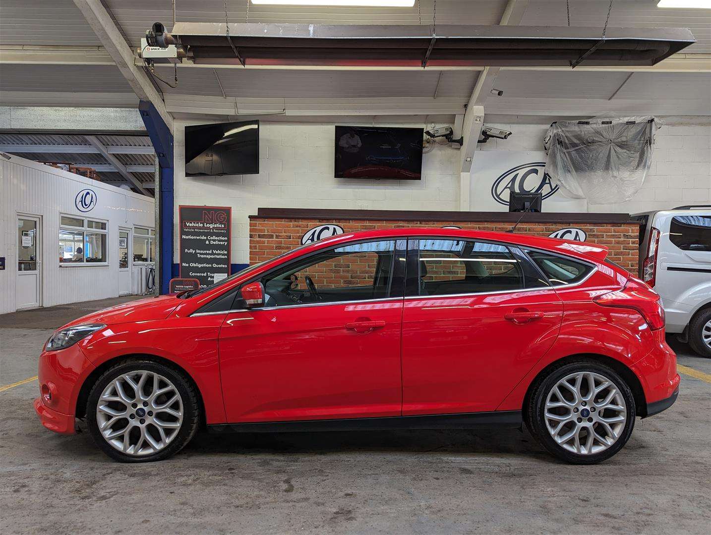 <p>2012 FORD FOCUS TITANIUM TDCI</p>