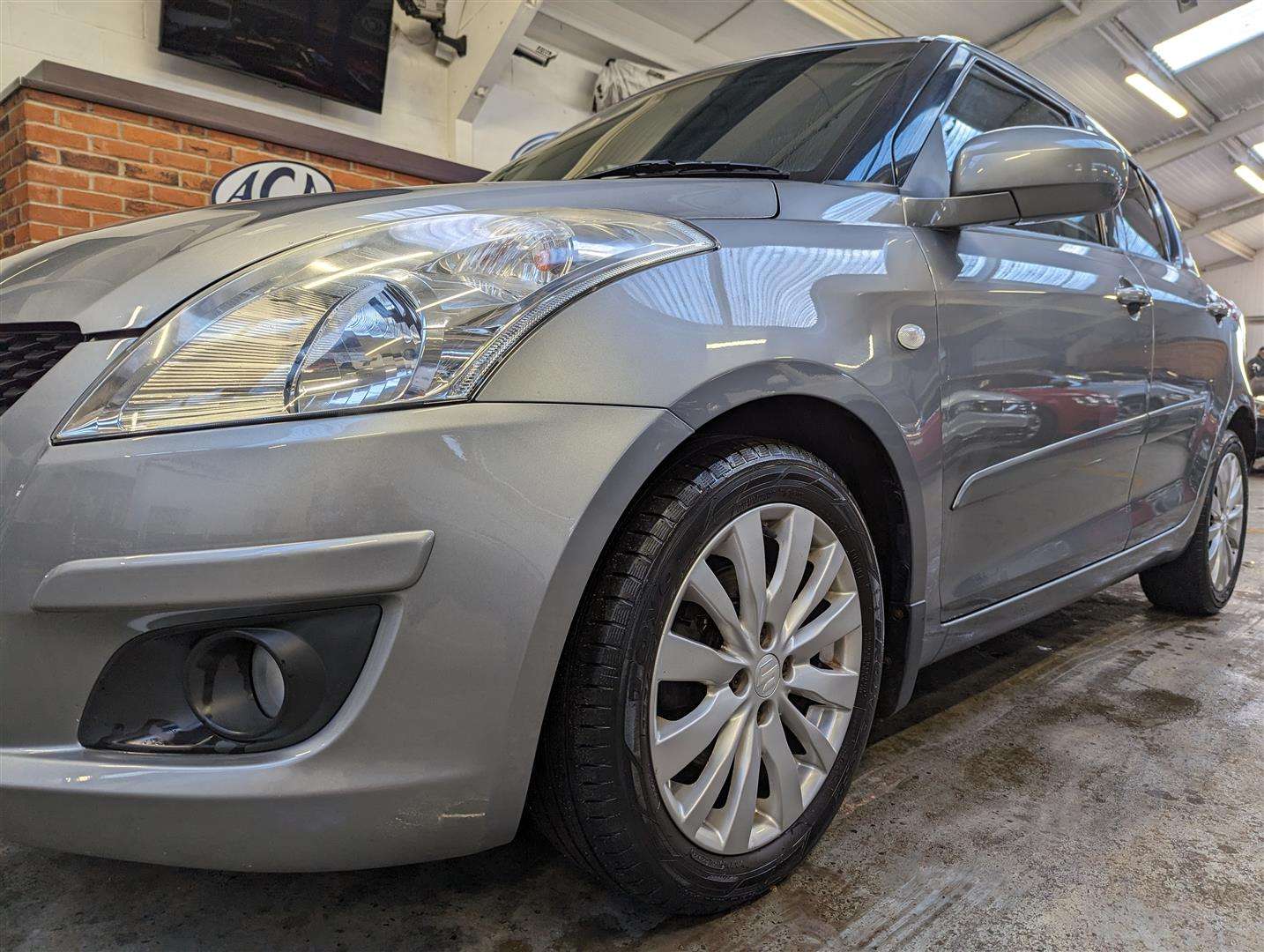 <p>2012 SUZUKI SWIFT SZ4 AUTO</p>