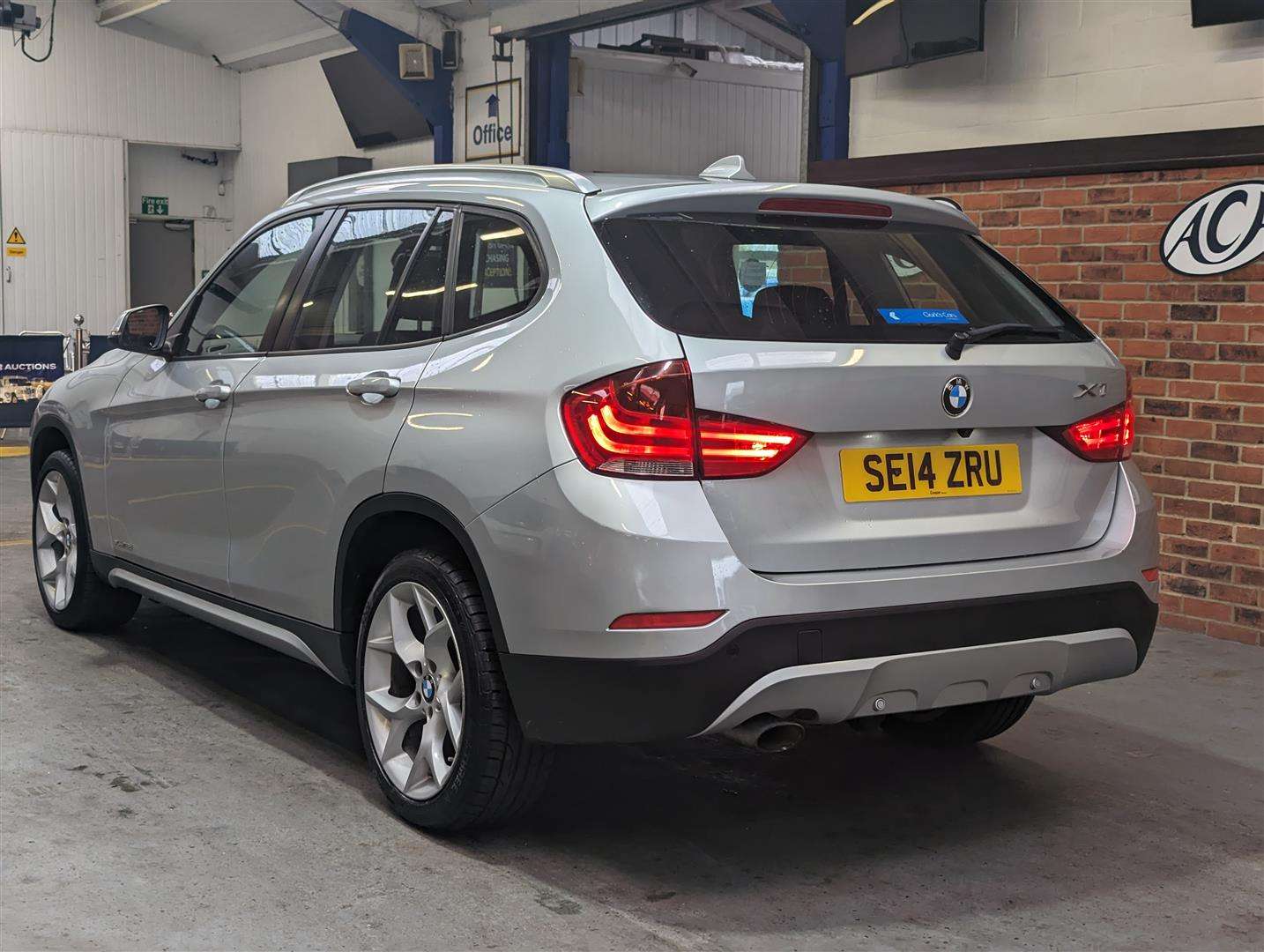 <p>2014 BMW X1 XDRIVE18D XLINE</p>