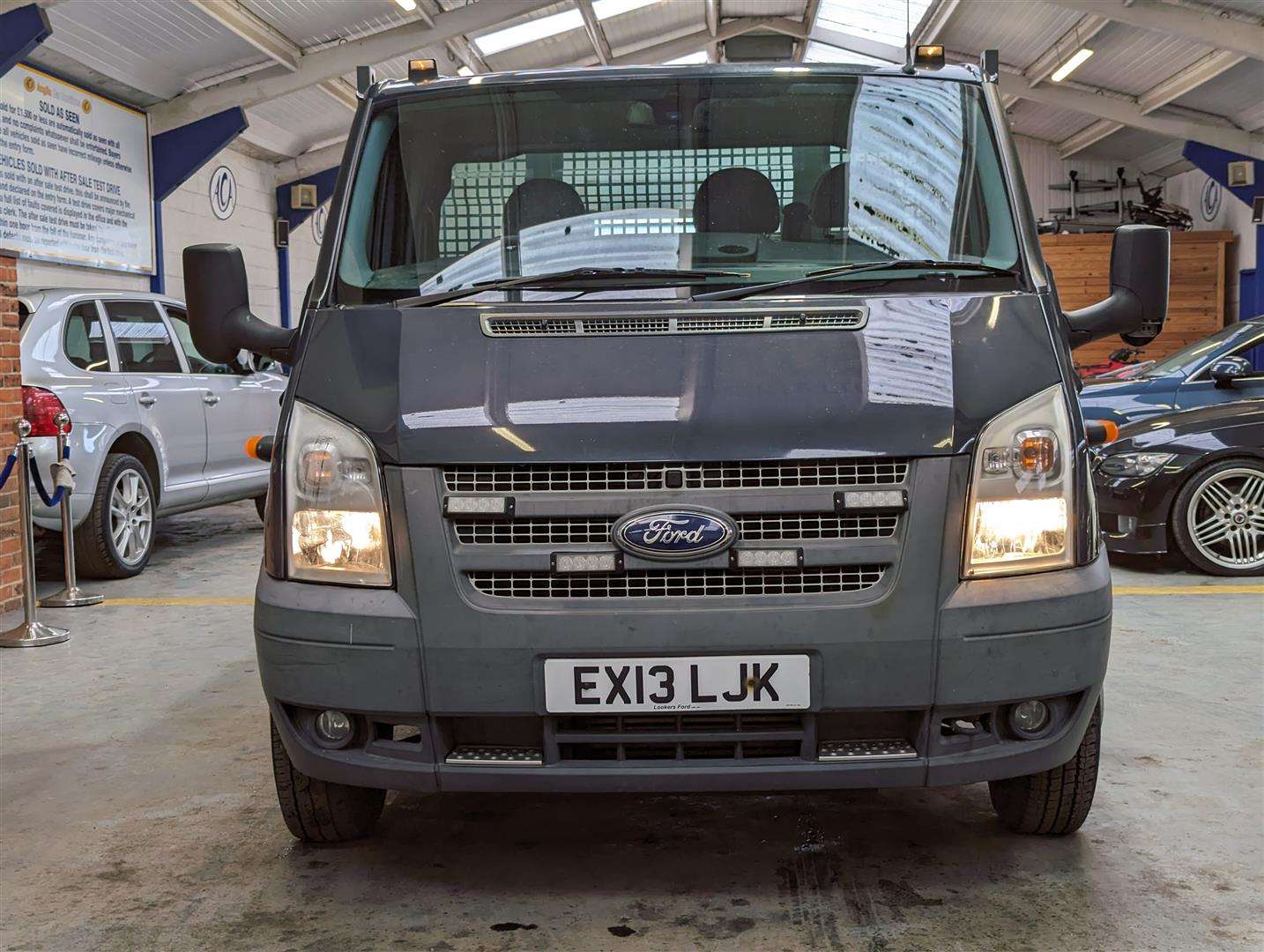 <p>2013 FORD TRANSIT 155 T460 RWD</p>