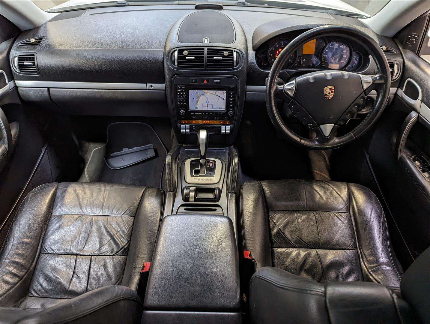 <p>2004 PORSCHE CAYENNE TIPTRONIC S</p>