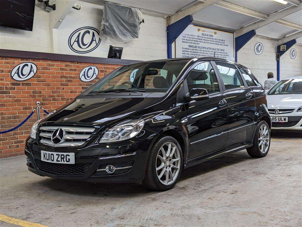 <p>2010 MERCEDES-BENZ B200 SPORT CDI AUTO</p>