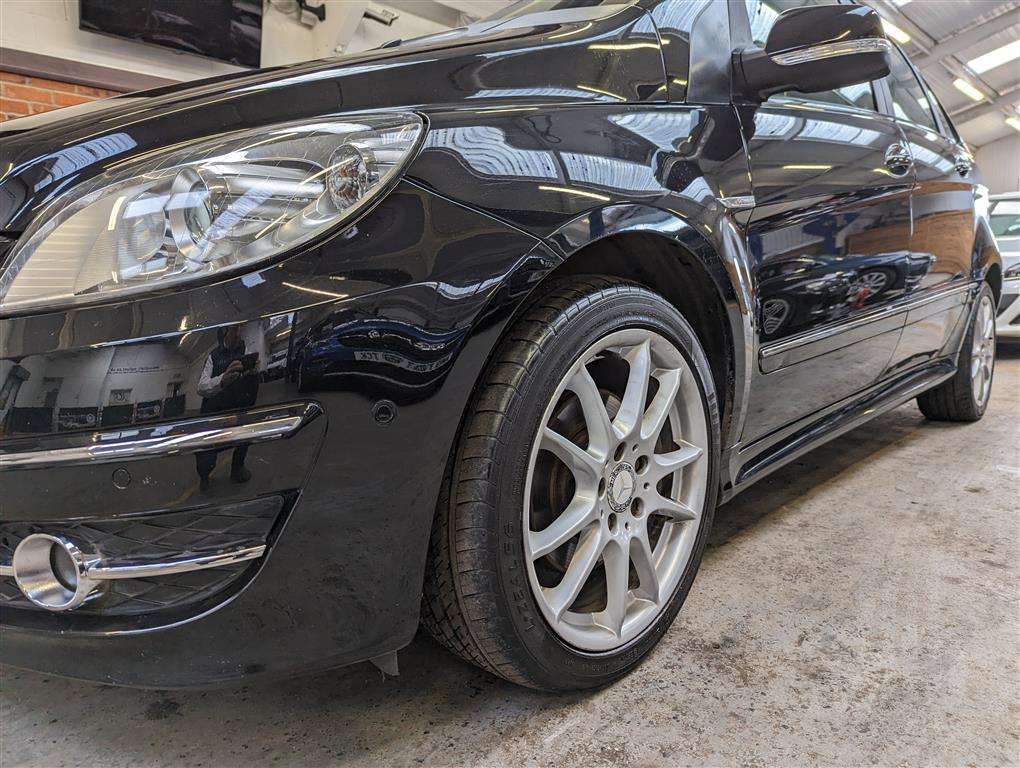 <p>2010 MERCEDES-BENZ B200 SPORT CDI AUTO</p>