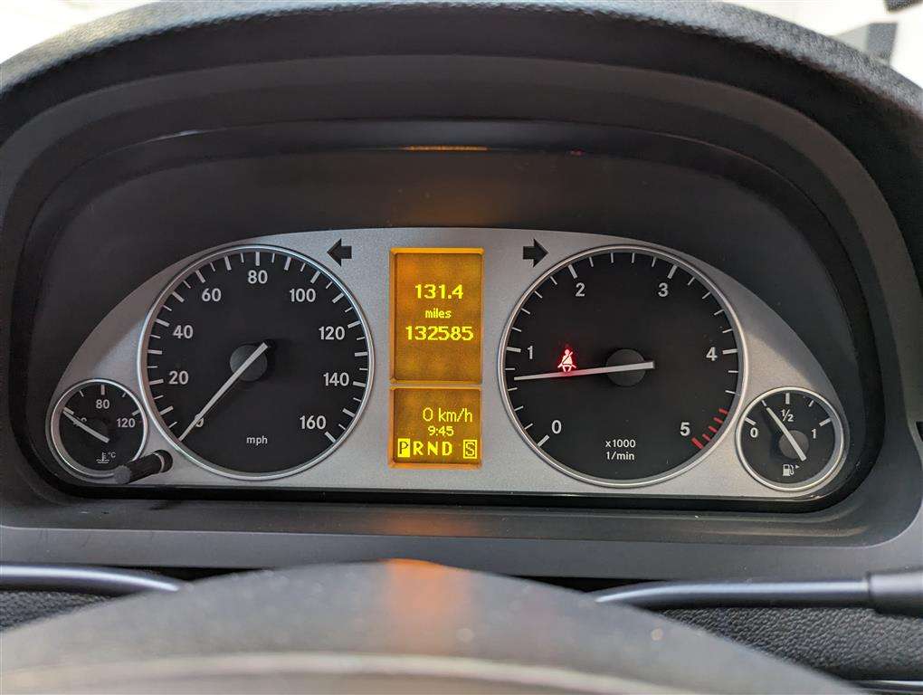 <p>2010 MERCEDES-BENZ B200 SPORT CDI AUTO</p>