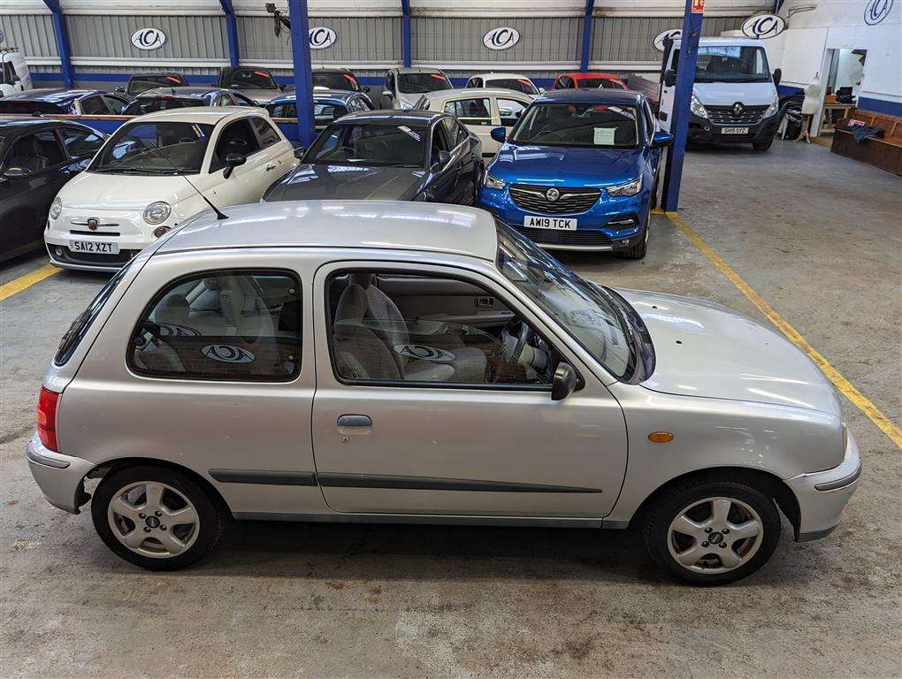 <p>2000 NISSAN MICRA SE 16V</p>