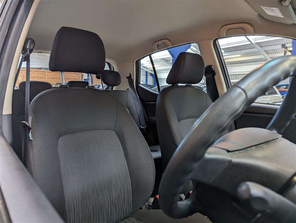 <p>2011 HYUNDAI I10 ACTIVE</p>