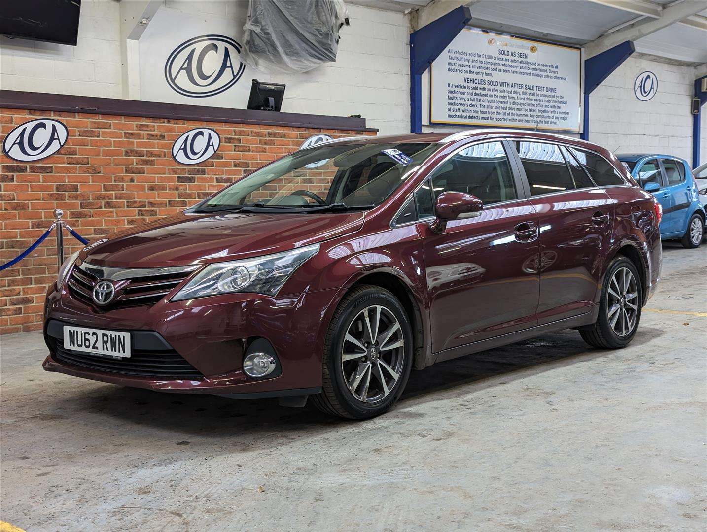 <p>2012 TOYOTA AVENSIS TR D-4D</p>