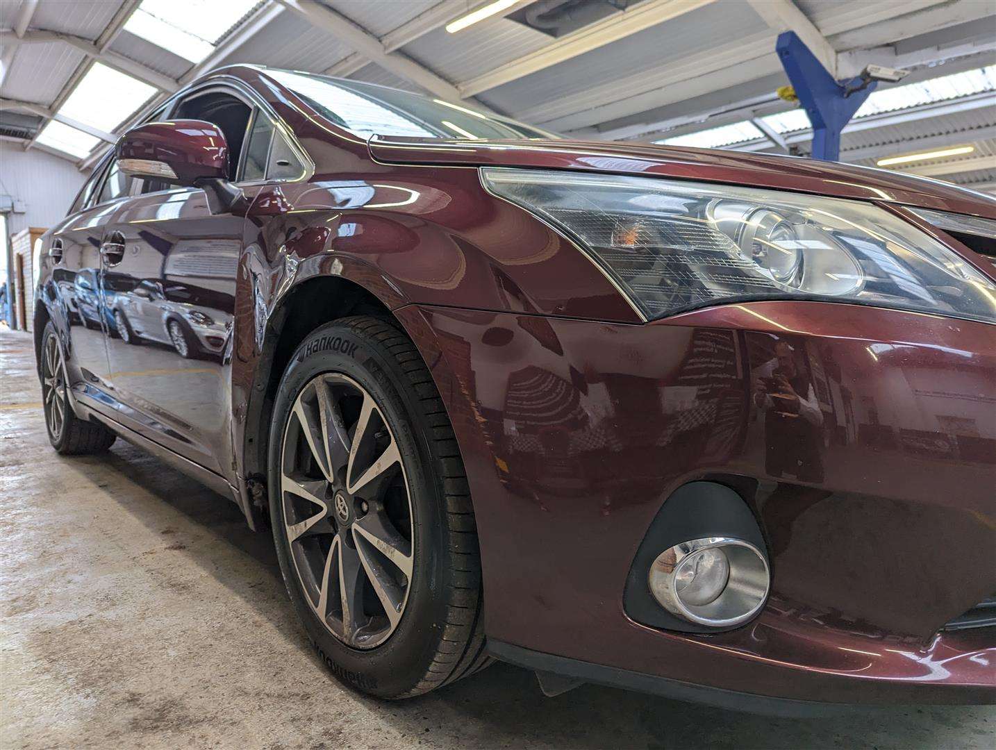 <p>2012 TOYOTA AVENSIS TR D-4D</p>