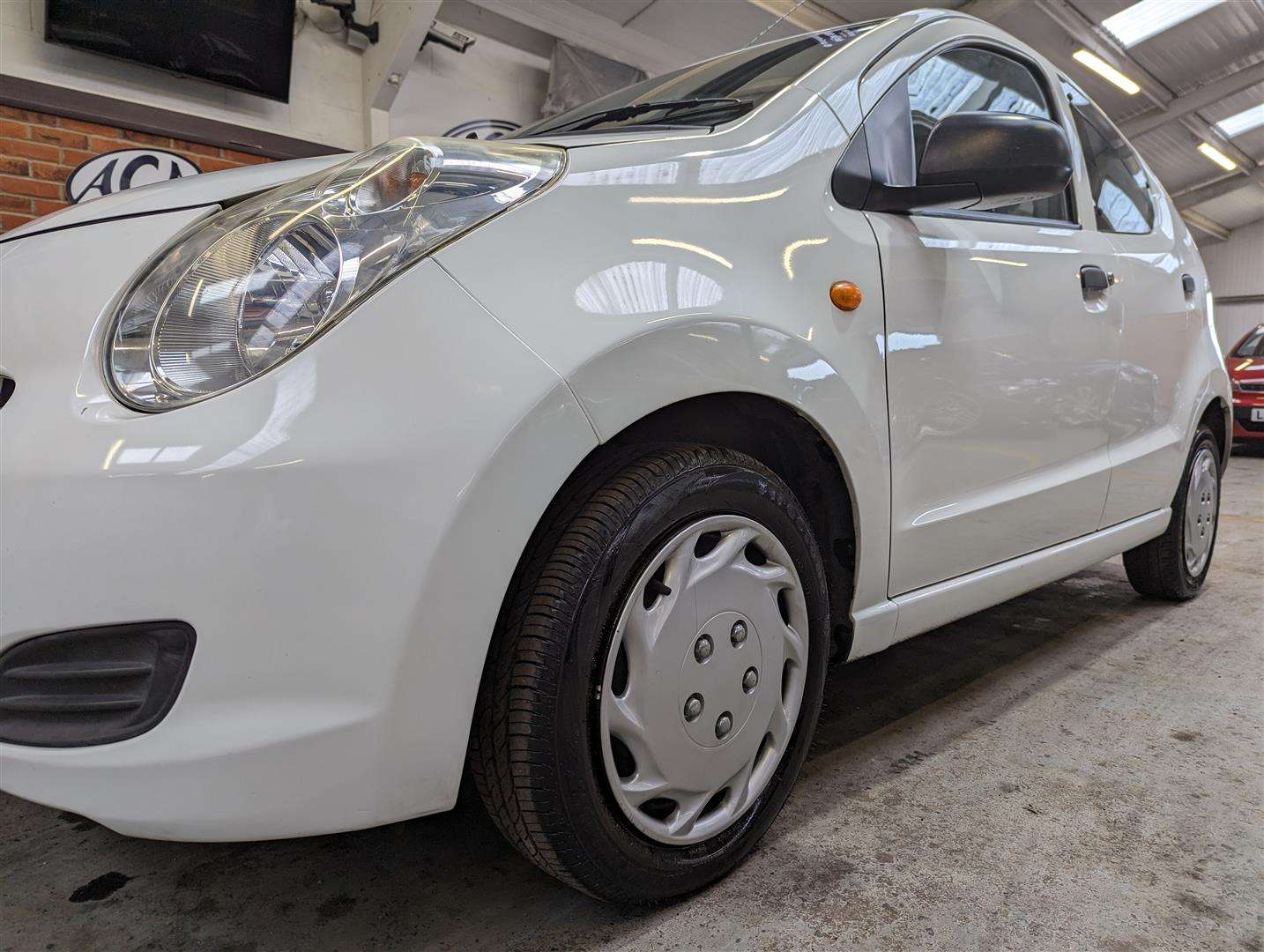 <p>2012 SUZUKI ALTO SZ</p>