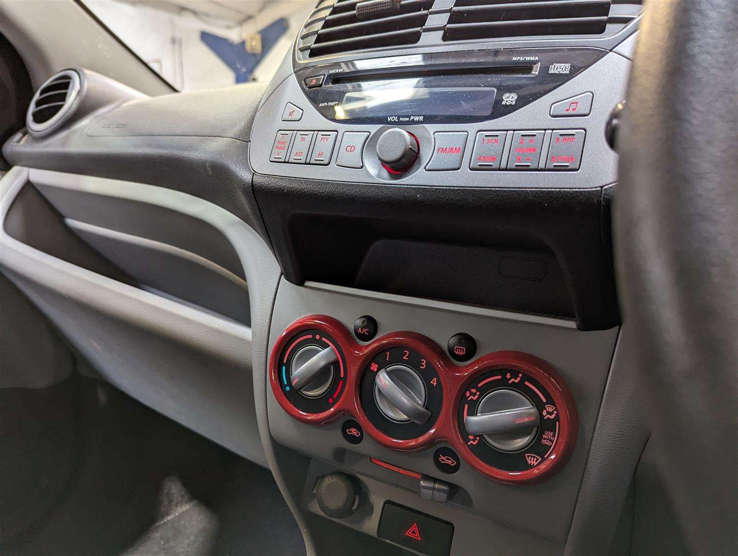 <p>2010 SUZUKI ALTO SZ-L</p>