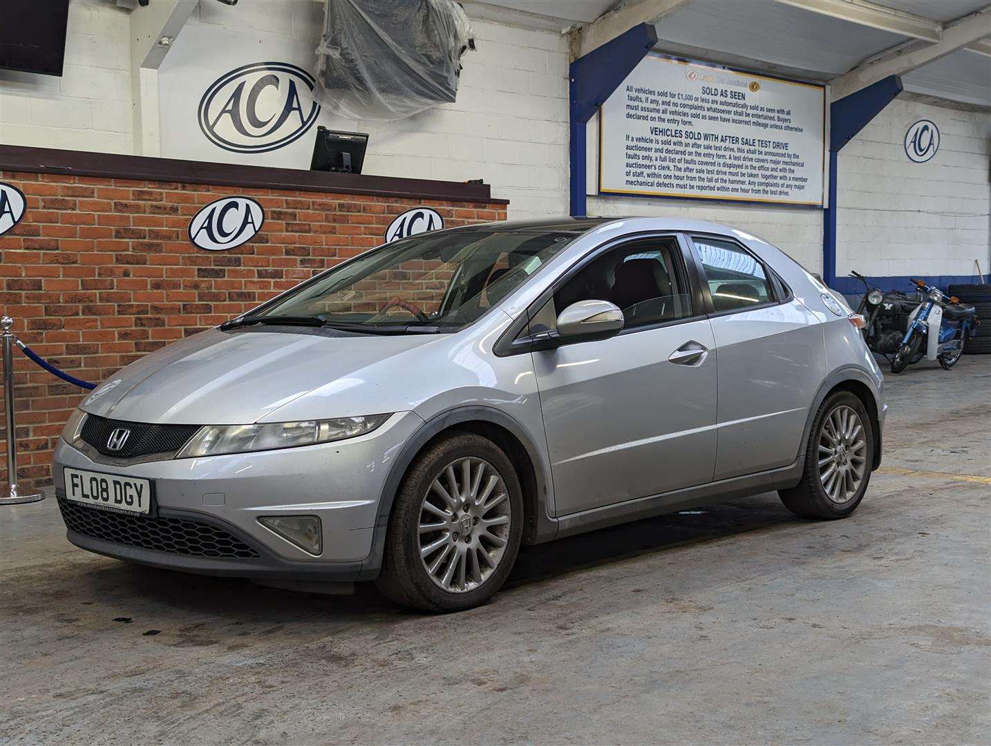 <p>2008 HONDA CIVIC ES I-CTDI</p>