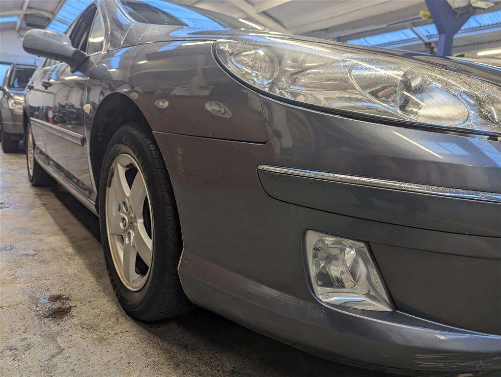 <p>2010 PEUGEOT 407 SR SW HDI</p>