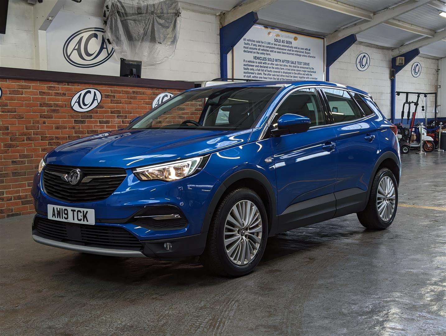 <p>2019 VAUXHALL GRANDLAND X TECH LN NAV T</p>