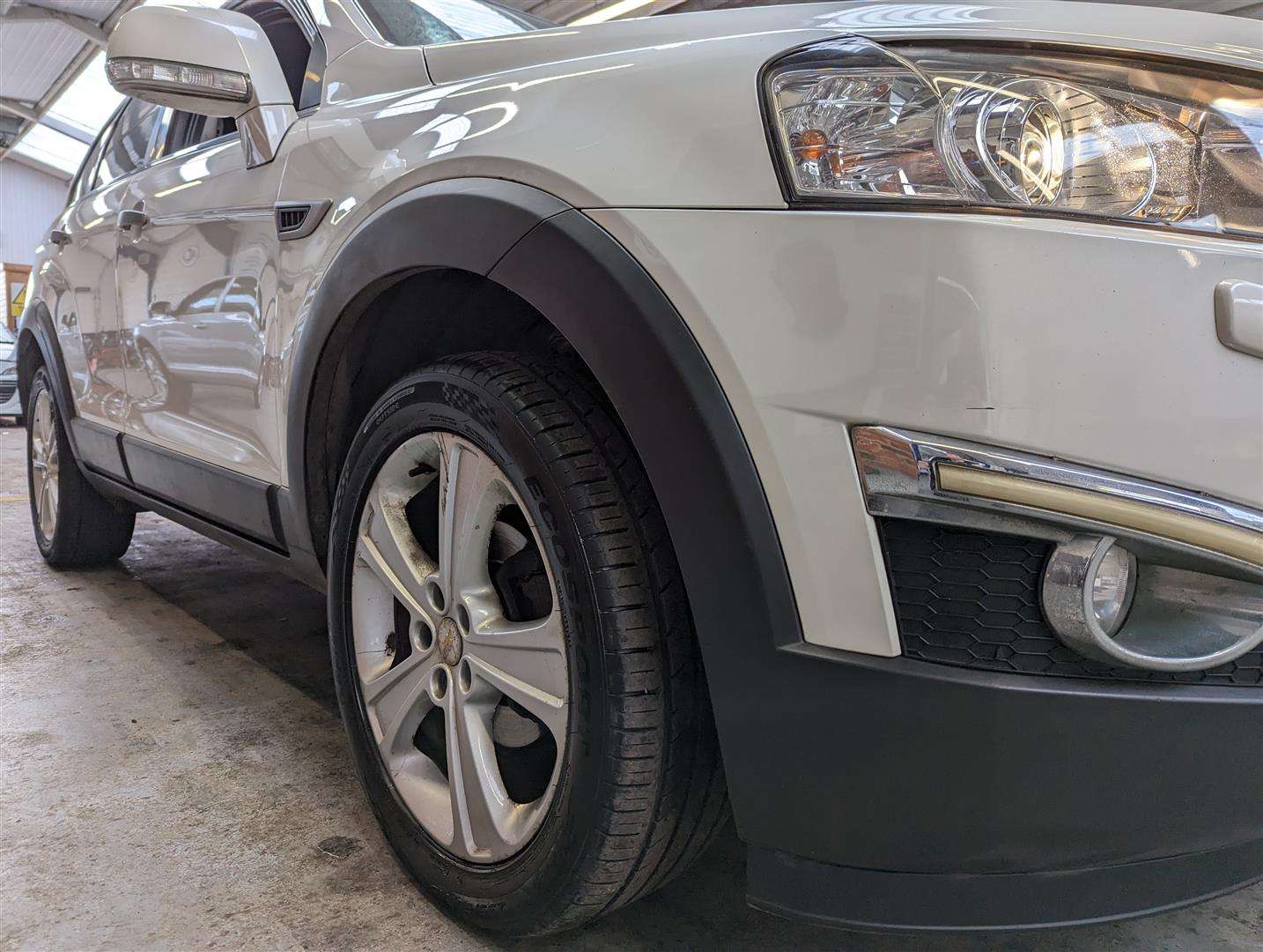 <p>2011 CHEVROLET CAPTIVA LTZ VCDI AUTO</p>