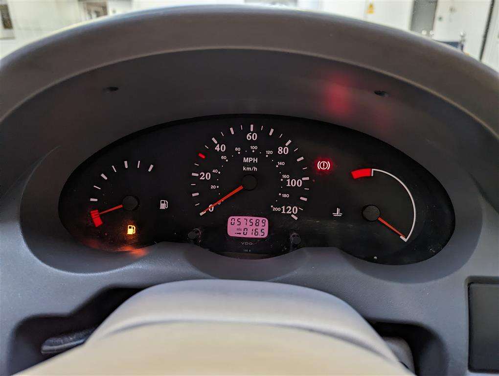 <p>2000 NISSAN MICRA SE 16V</p>