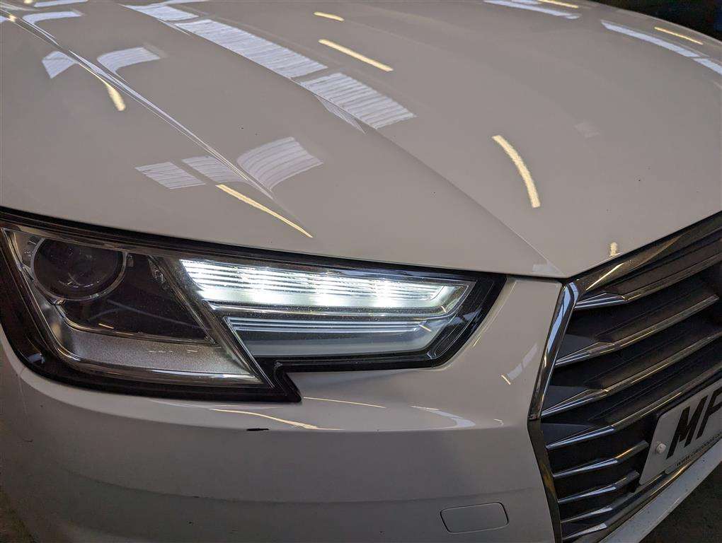 <p>2016 AUDI A4 SPORT TFSI</p>