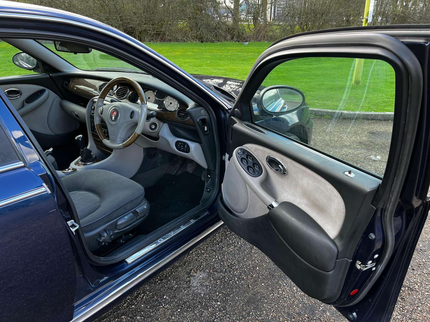 <p>2004 ROVER 75 1.8 CONNOISSEUR</p>