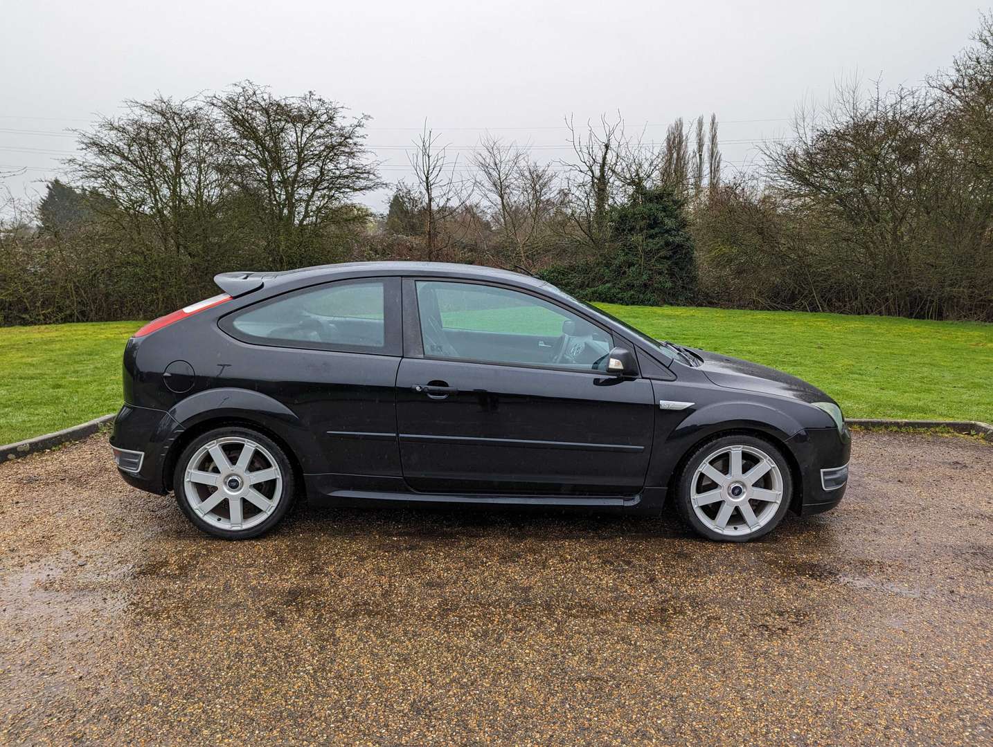 <p>2007 FORD FOCUS ST-3</p>