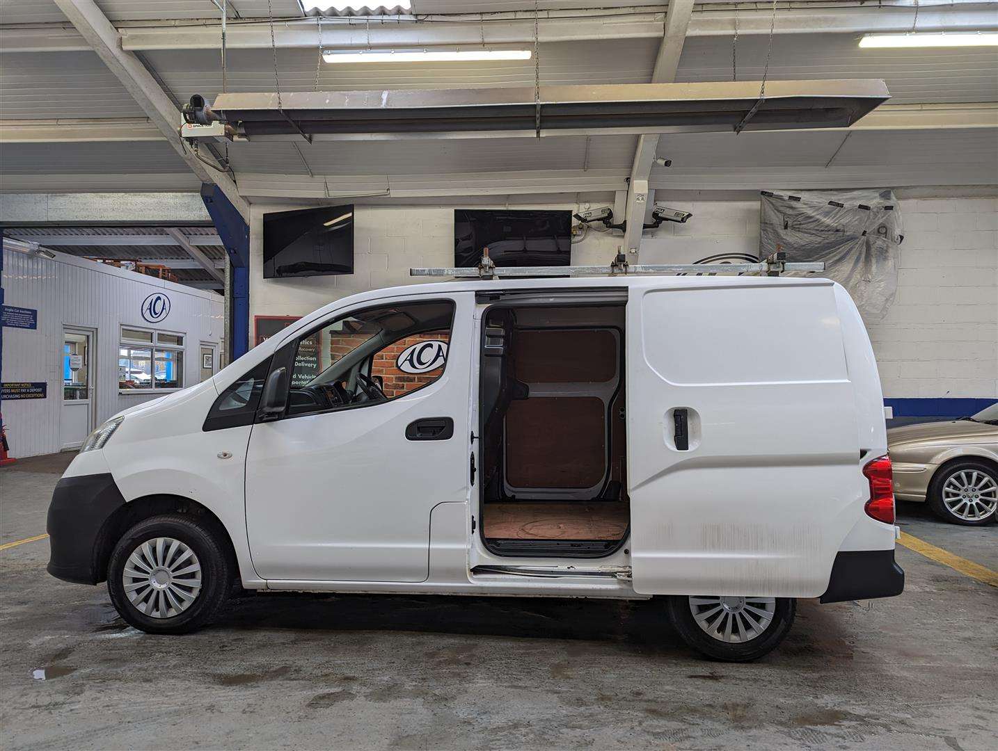 <p>2015 NISSAN NV200 ACENTA DCI</p>