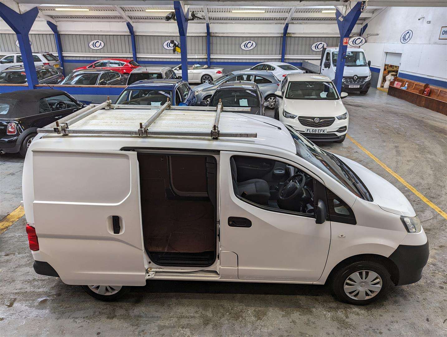 <p>2015 NISSAN NV200 ACENTA DCI</p>