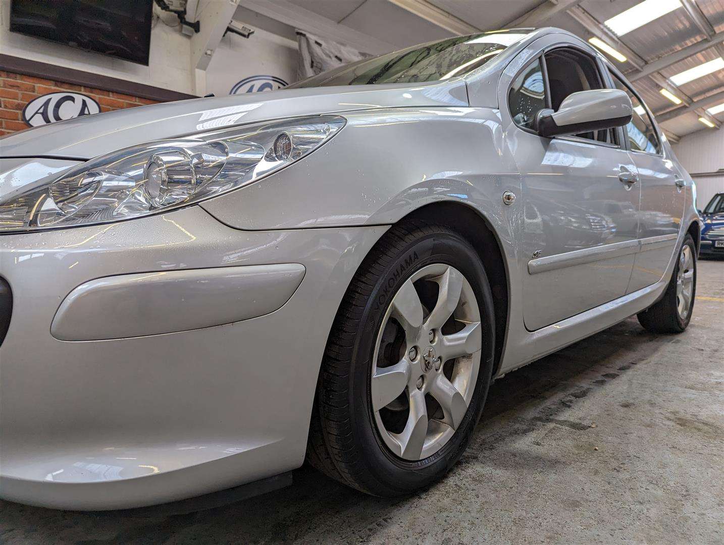 <p>2006 PEUGEOT 307 SE</p>