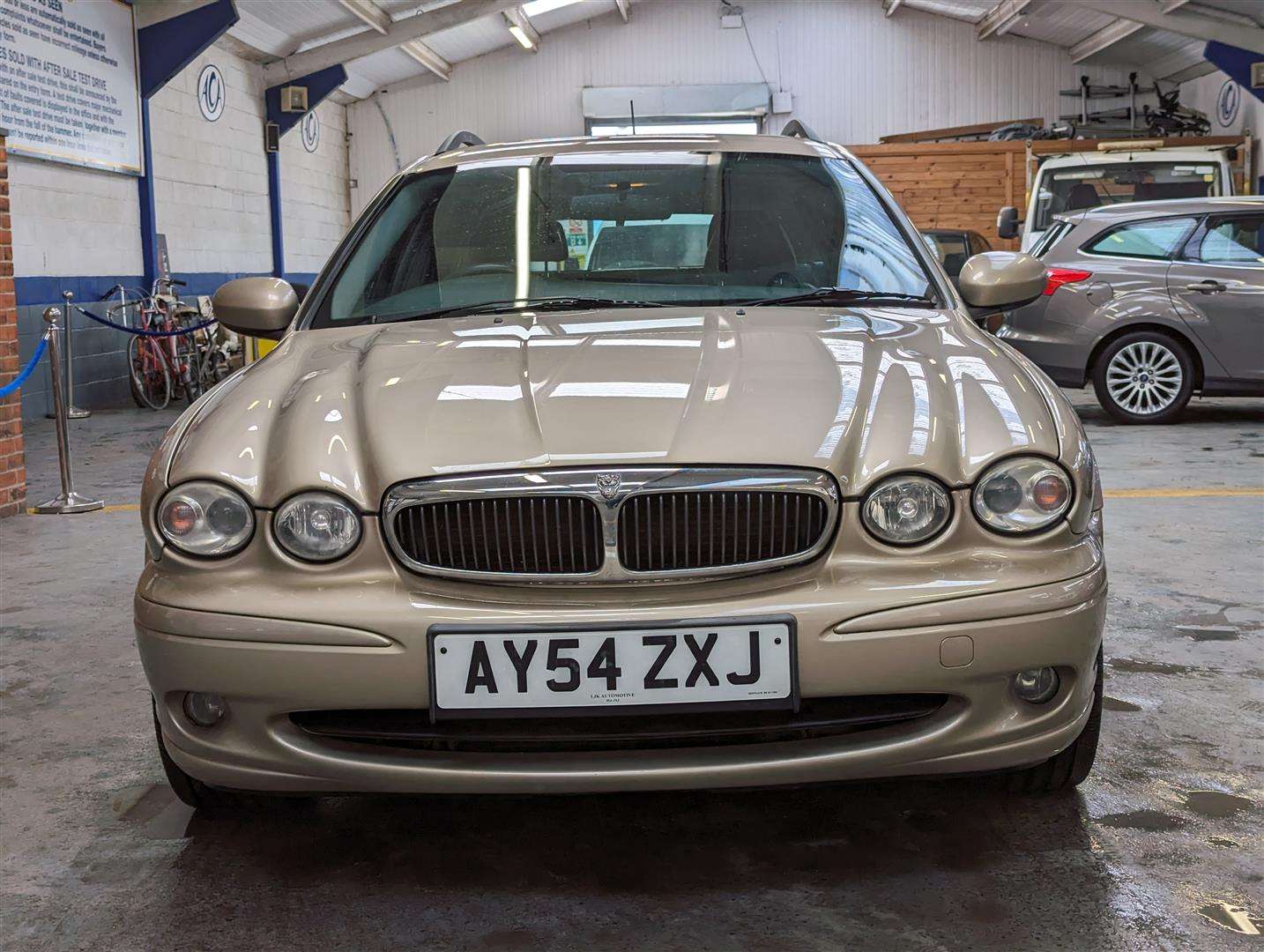 <p>2004 JAGUAR X-TYPE CLASSIC AWD AUTO</p>