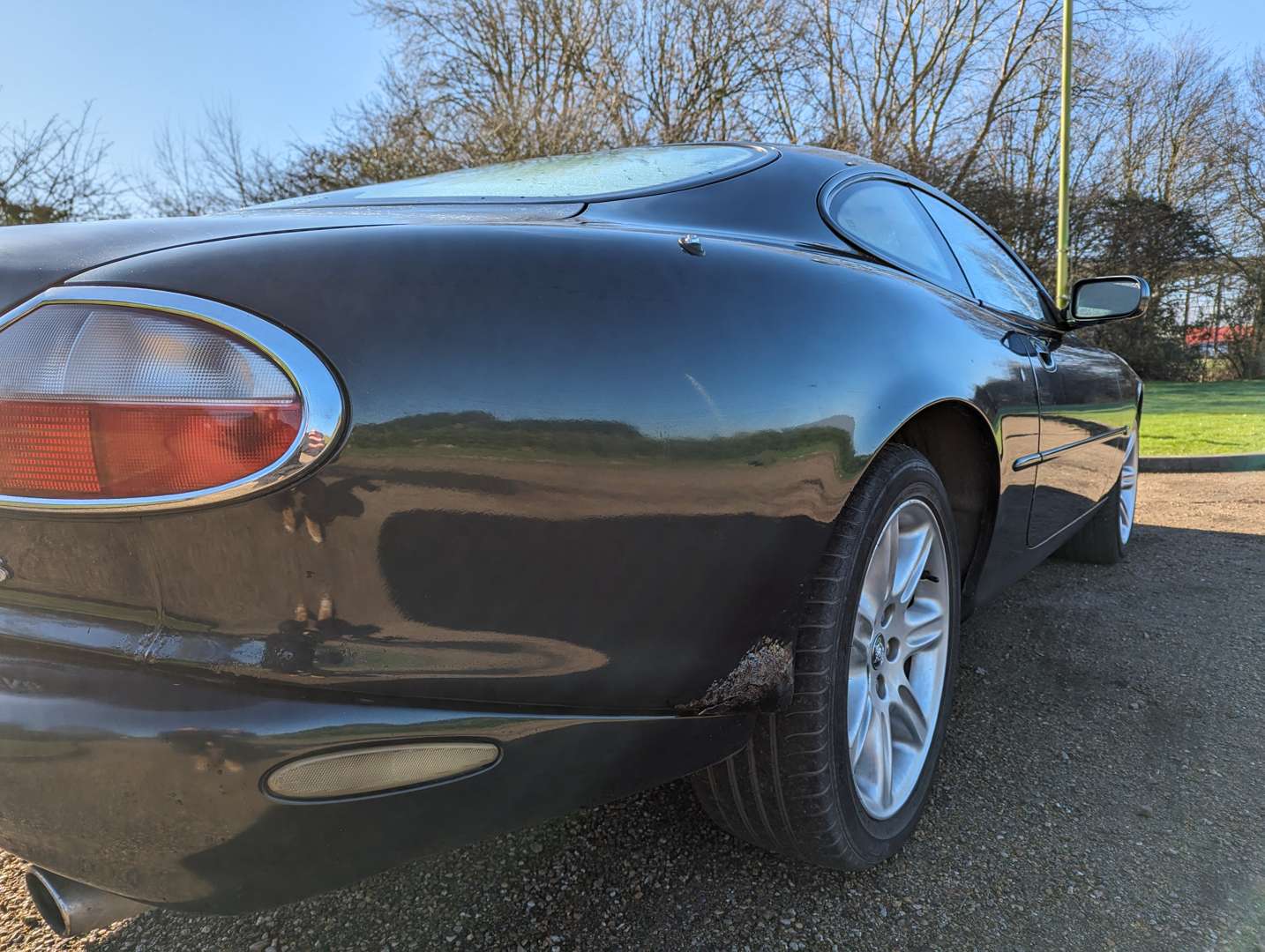 <p>2000 JAGUAR XK8 COUPE AUTO</p>