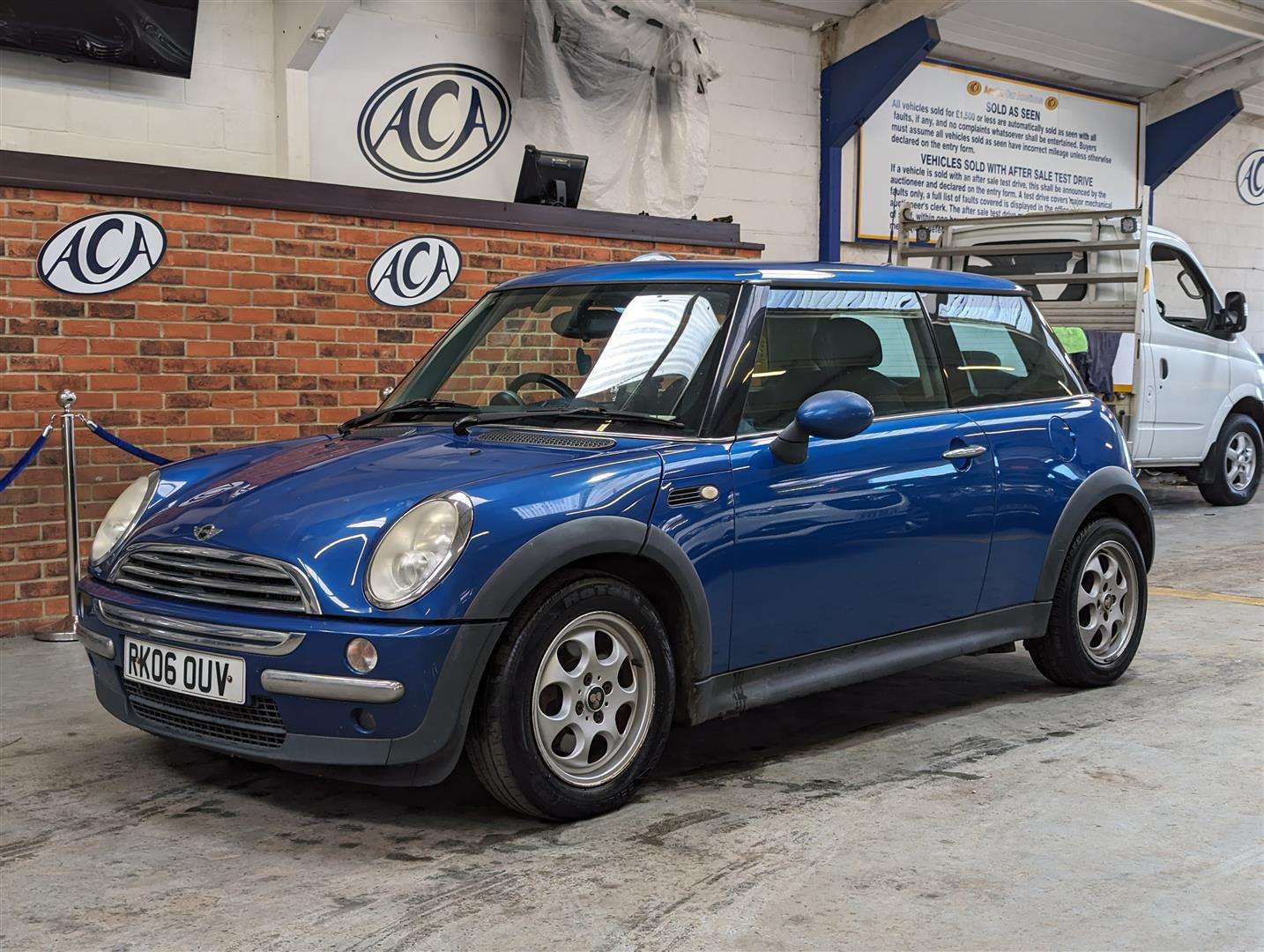 <p>2006 MINI MINI ONE D E4</p>