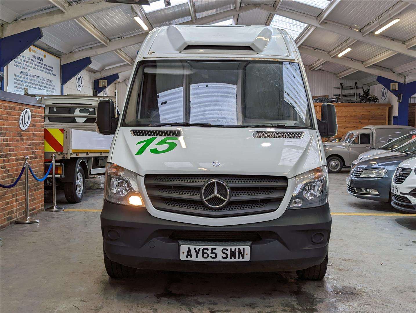 <p>2015 MERCEDES-BENZ SPRINTER 313 CDI</p>