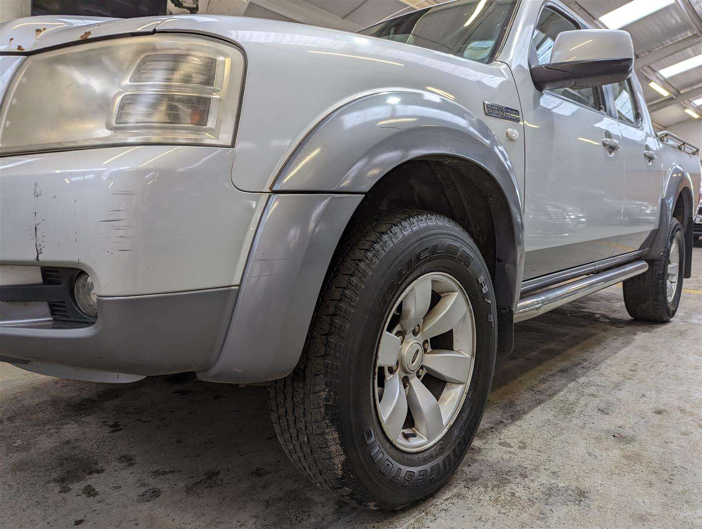 <p>2009 FORD RANGER XLT D/C 4WD</p>