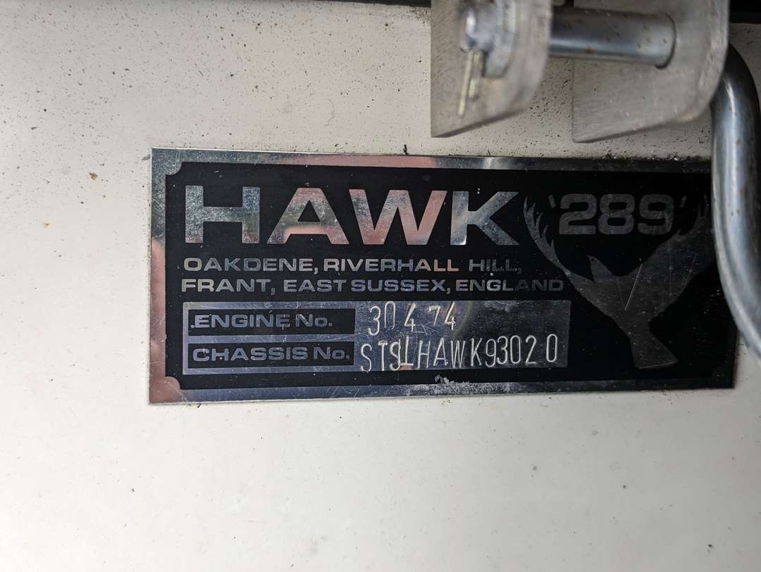 <p>1998 HAWK 289</p>