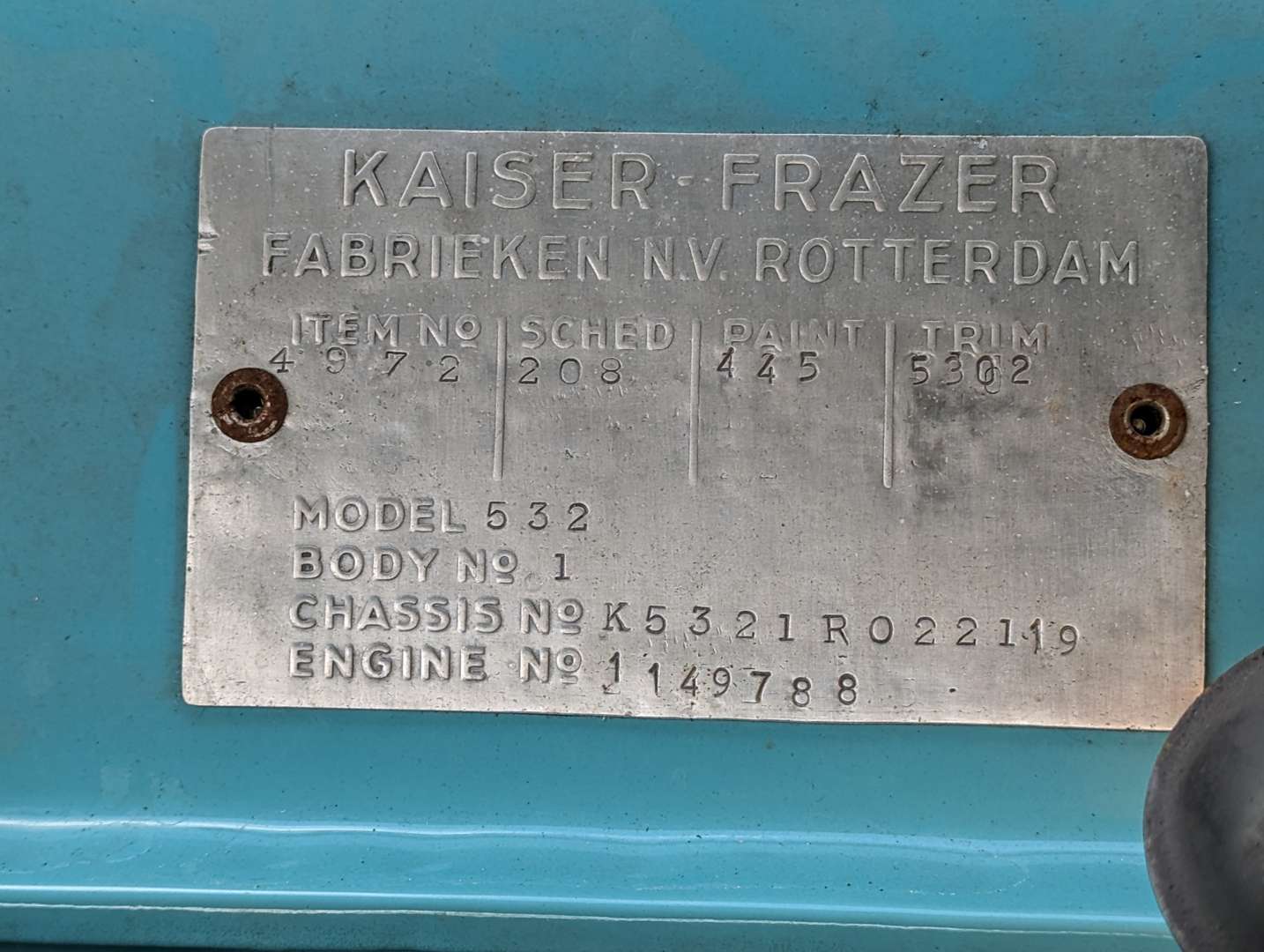 <p>1953 KAISER MANHATTAN 532 SEDAN LHD</p>