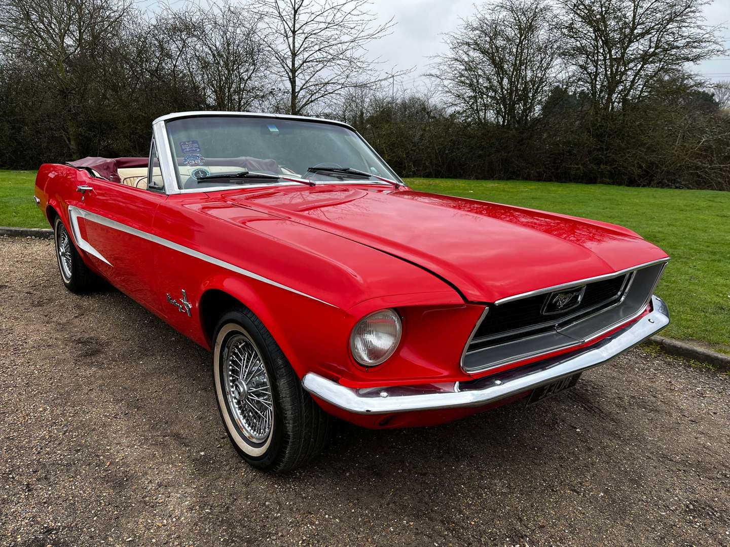 <p>1968 FORD MUSTANG 4.7 V8 AUTO CONVERTIBLE LHD</p>