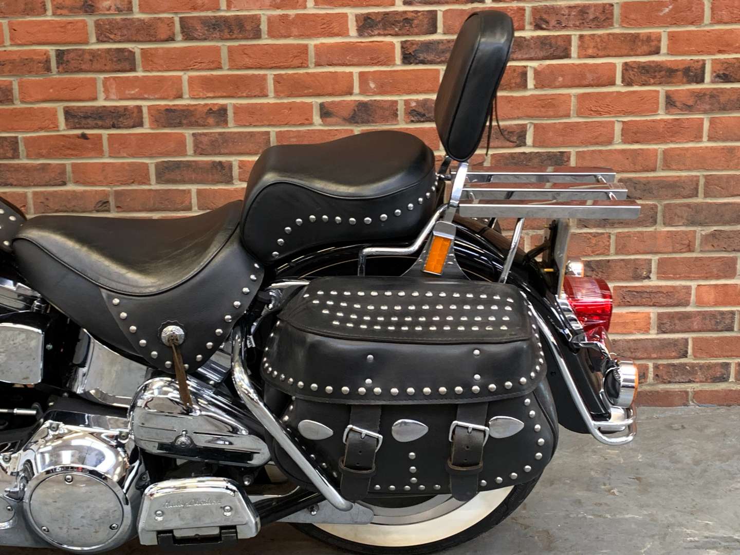 <p>1996 HARLEY DAVIDSON FLSTC ONE OWNER FROM NEW</p>