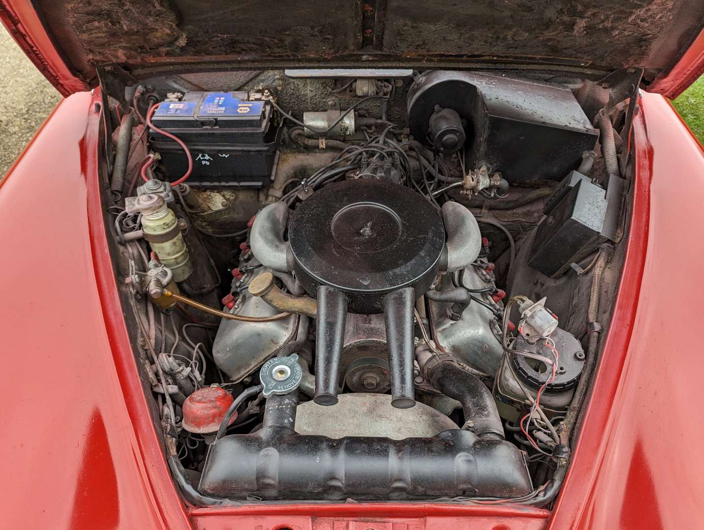 <p>1964 DAIMLER V8 250 AUTO</p>