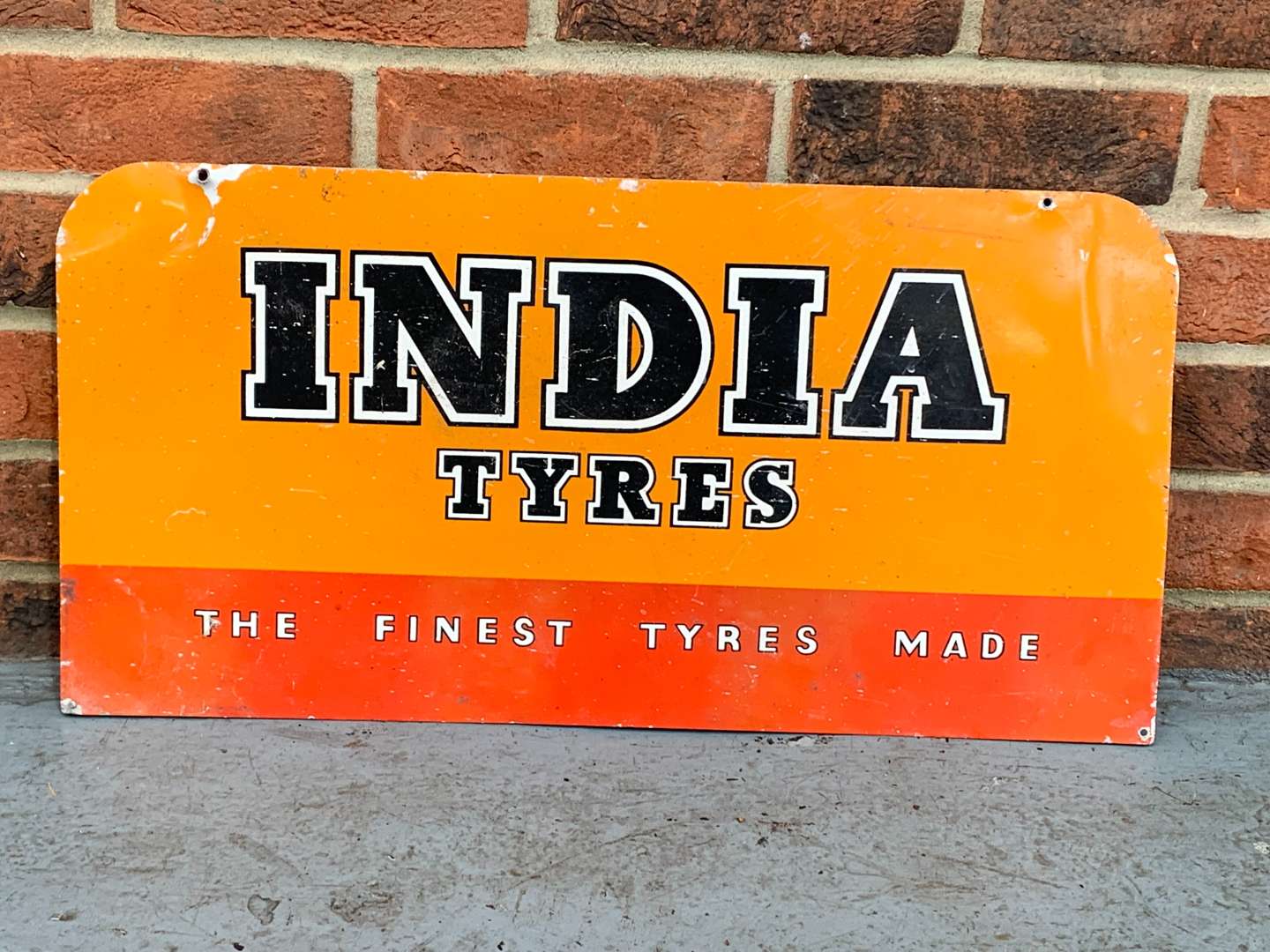 <p>Original India Tyres Aluminium Sign</p>