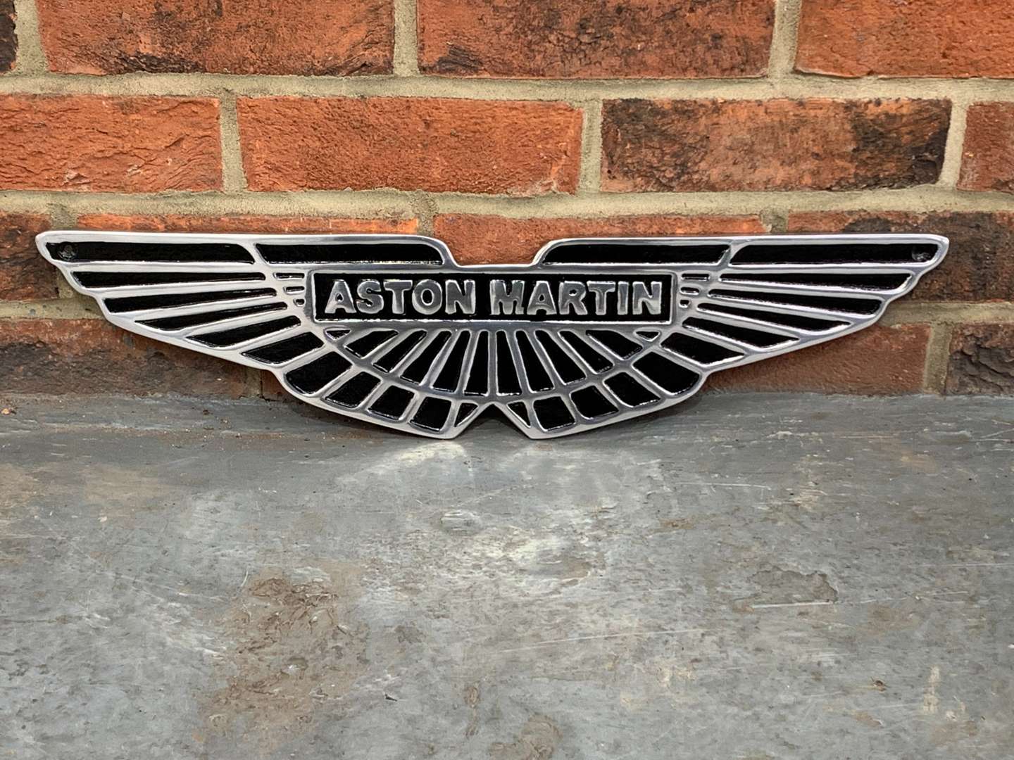 <p>Aston Martin Cast Aluminium Sign</p>