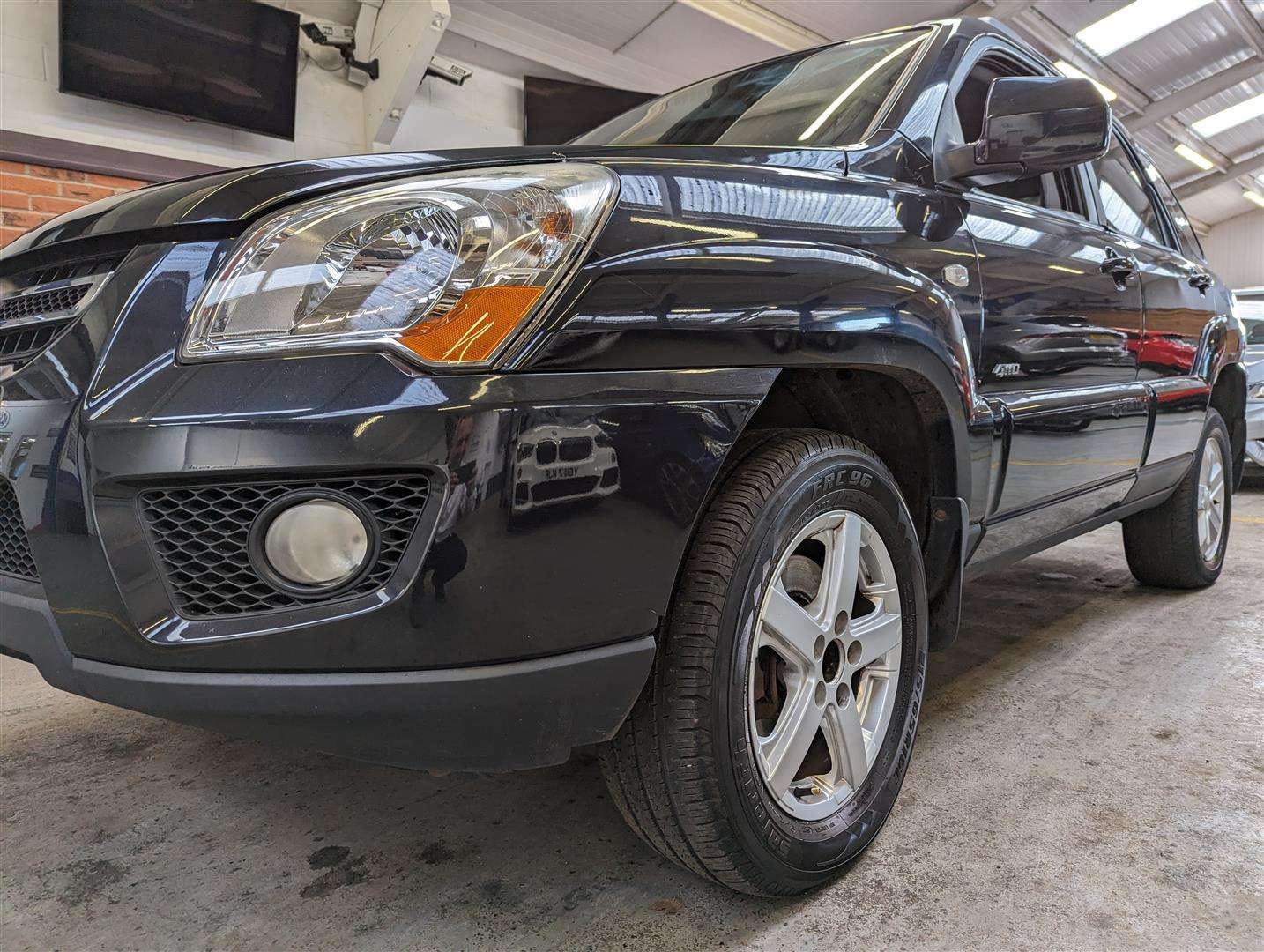 <p>2010 KIA SPORTAGE XE 4WD</p>