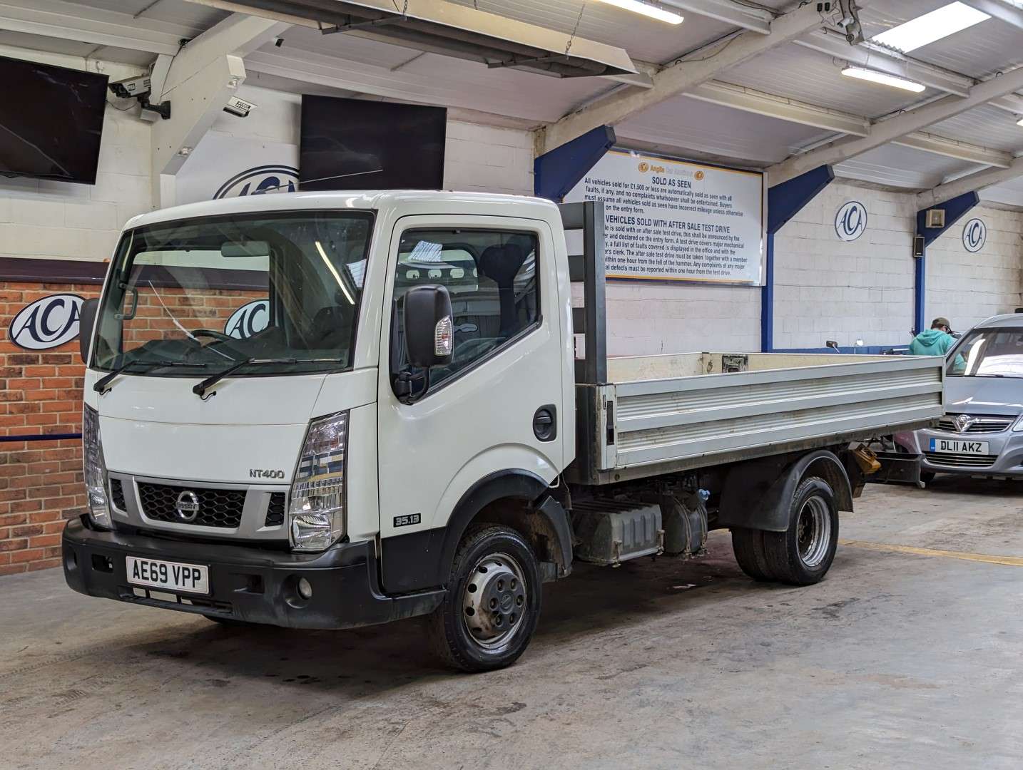 <p>2019 NISSAN NT400 CABSTAR 35.13 MWB D</p>