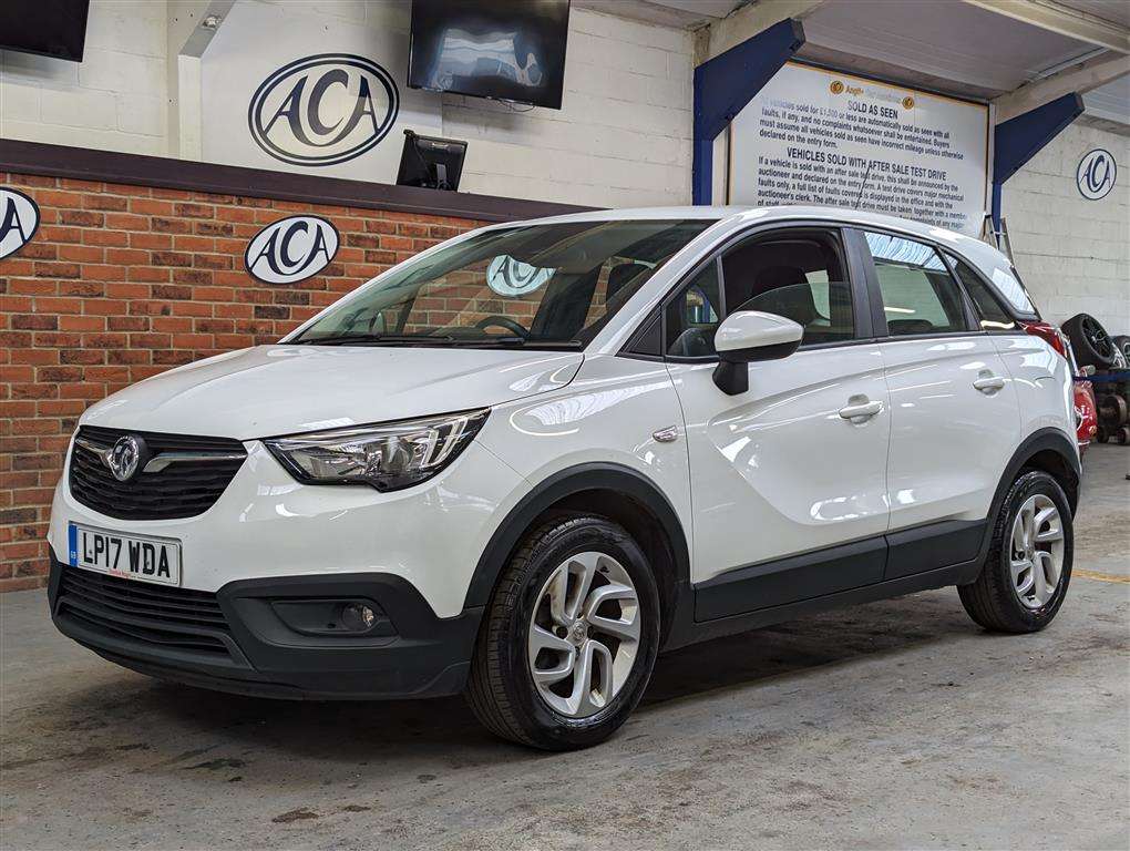 <p>2017 VAUXHALL CROSSLAND X SE</p>