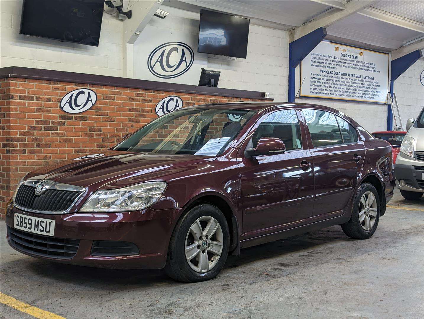 <p>2009 SKODA OCTAVIA SE TDI S-A</p>