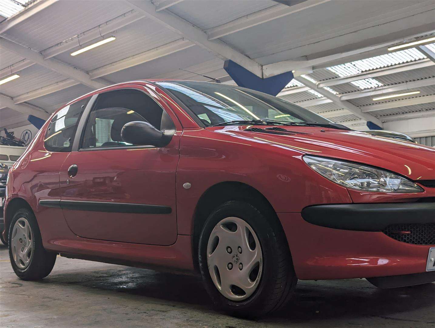 <p>2003 PEUGEOT 206 STYLE</p>