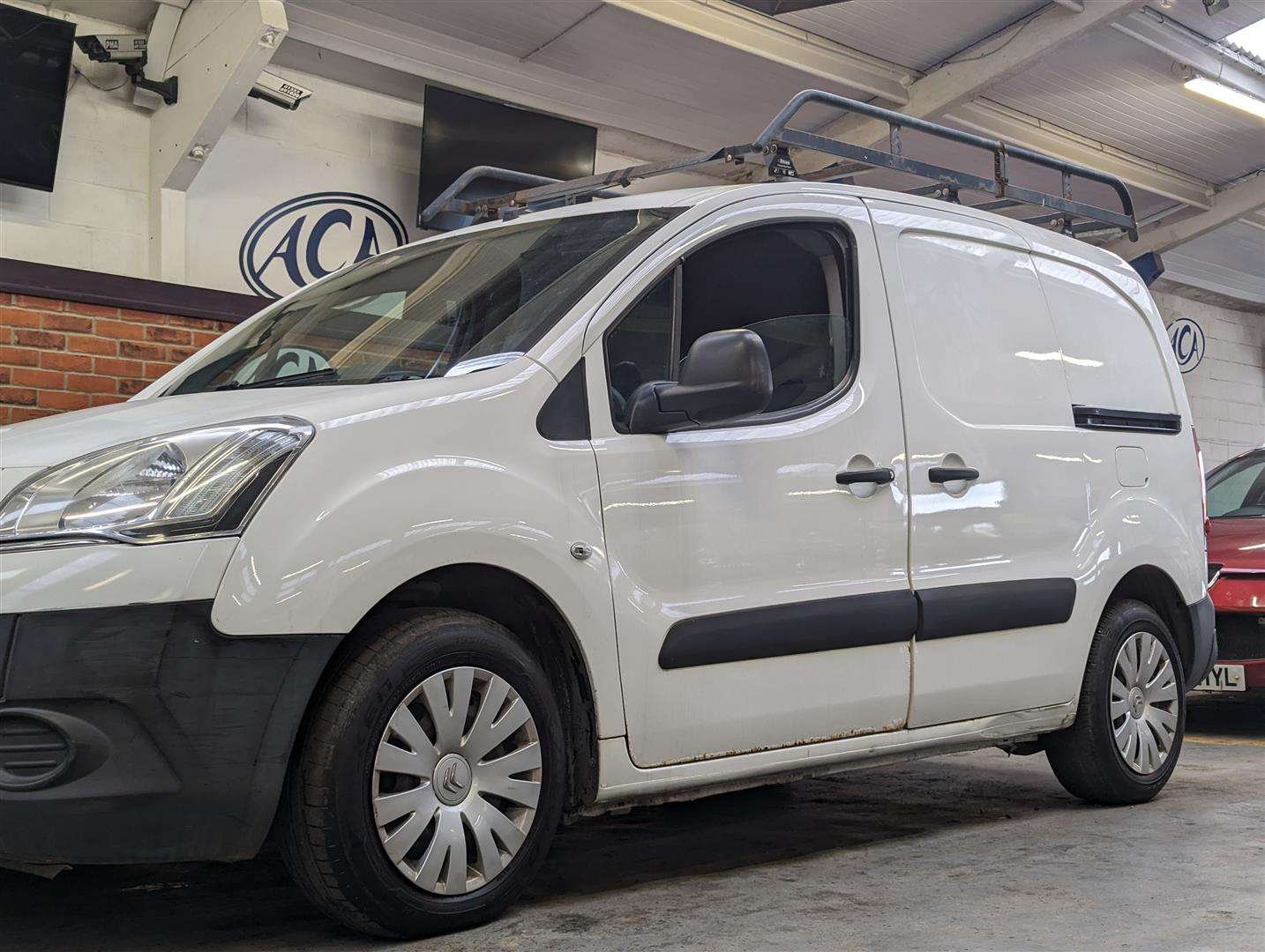 <p>2014 CITROEN BERLINGO 625 LX HDI</p>